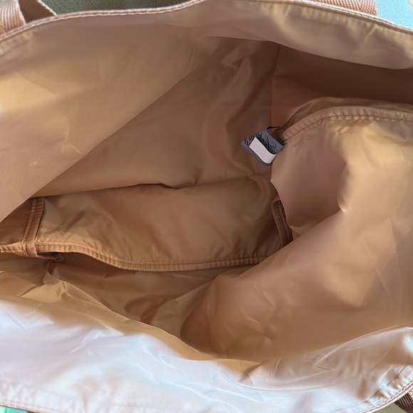 Saks Fifth Avenue PVC Metallic Rose Gold Tote Bag - Picture 10 of 12